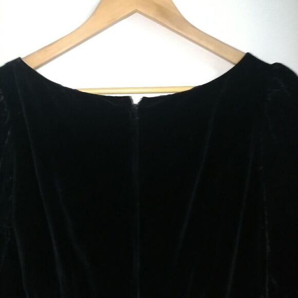 Vintage HOLT RENFREW 80 English Black Velvet & Silky Dots Cocktail Dress Medium - Picture 8 of 15